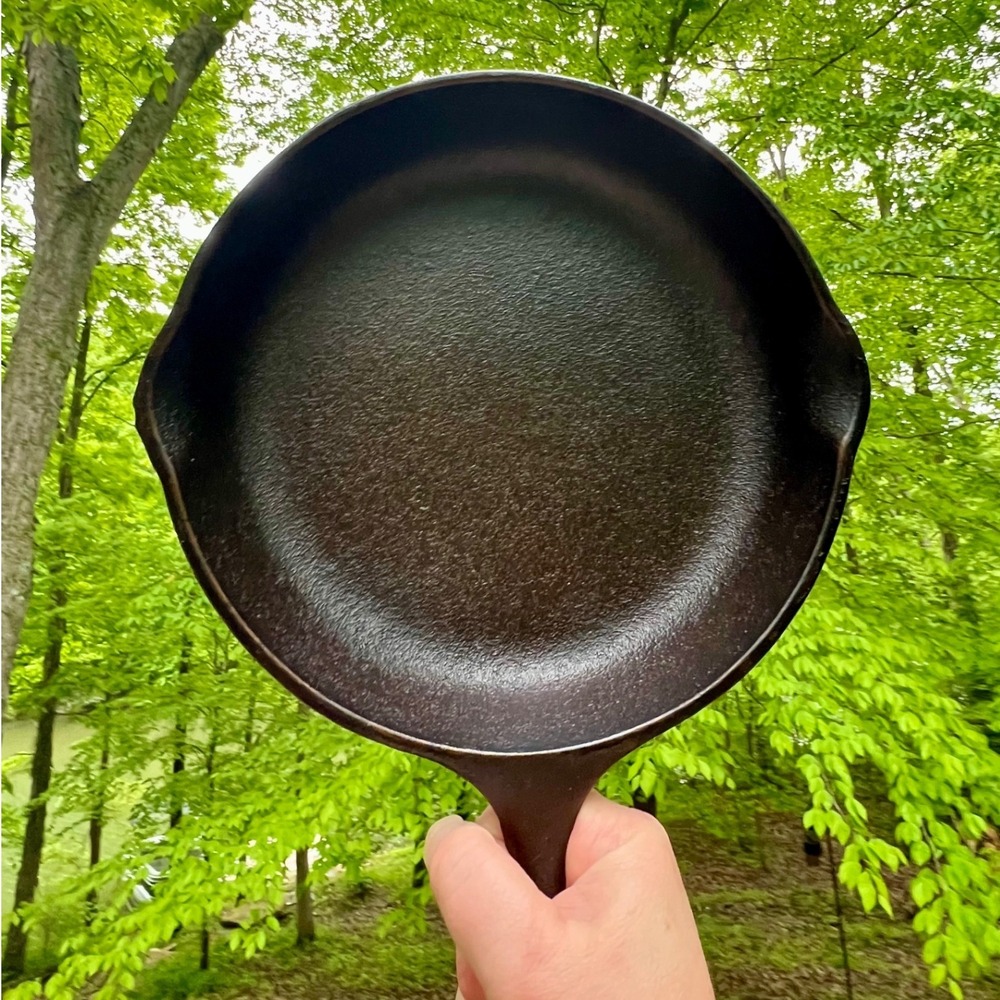 Skillet Wagner Ware GHC 9 inch Cast Iron Mayfest 1994 Restored Seasoned USA Pan - Picture 6 of 9